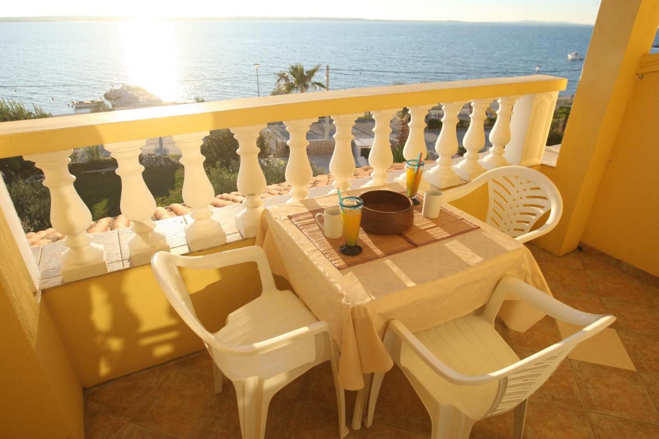 Sea View Apartments Nina ヴーシ 部屋 写真