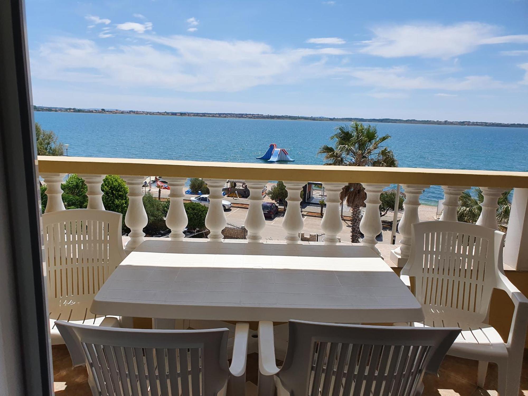 Sea View Apartments Nina ヴーシ エクステリア 写真