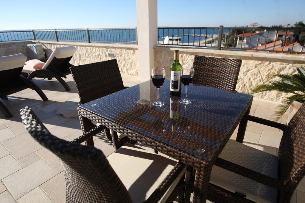 Sea View Apartments Nina ヴーシ エクステリア 写真